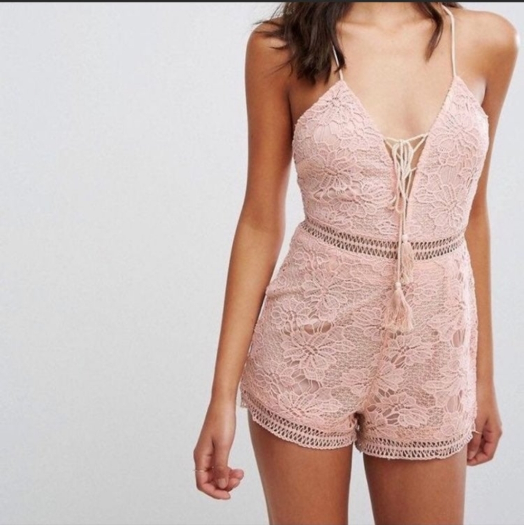 Missguided Lace Up Ladder Detail Lace Playsuit